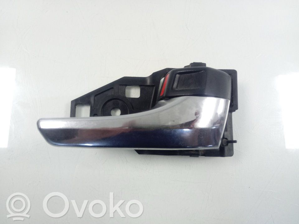 Toyota Hilux (AN120, AN130) Front door interior handle 