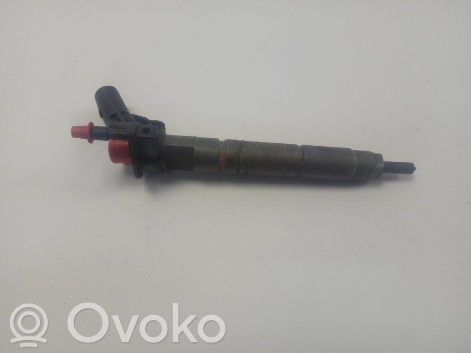Inyector de combustible   A6420701487