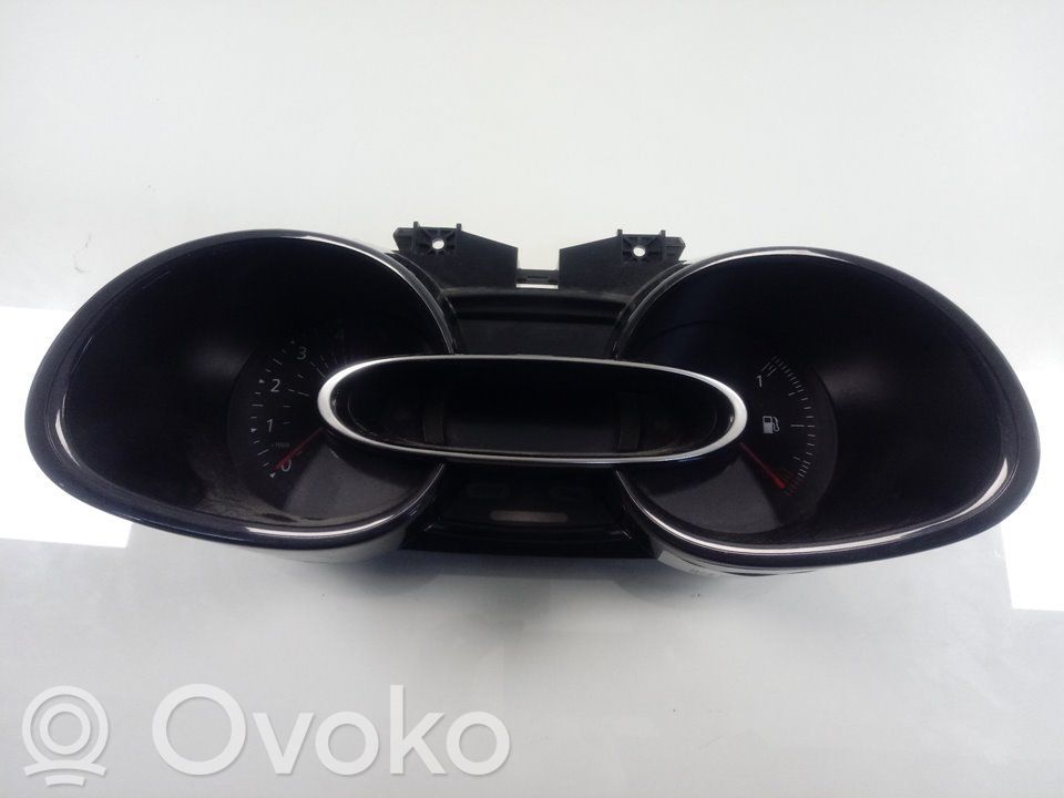 Renault Clio IV Speedometer (instrument cluster) 