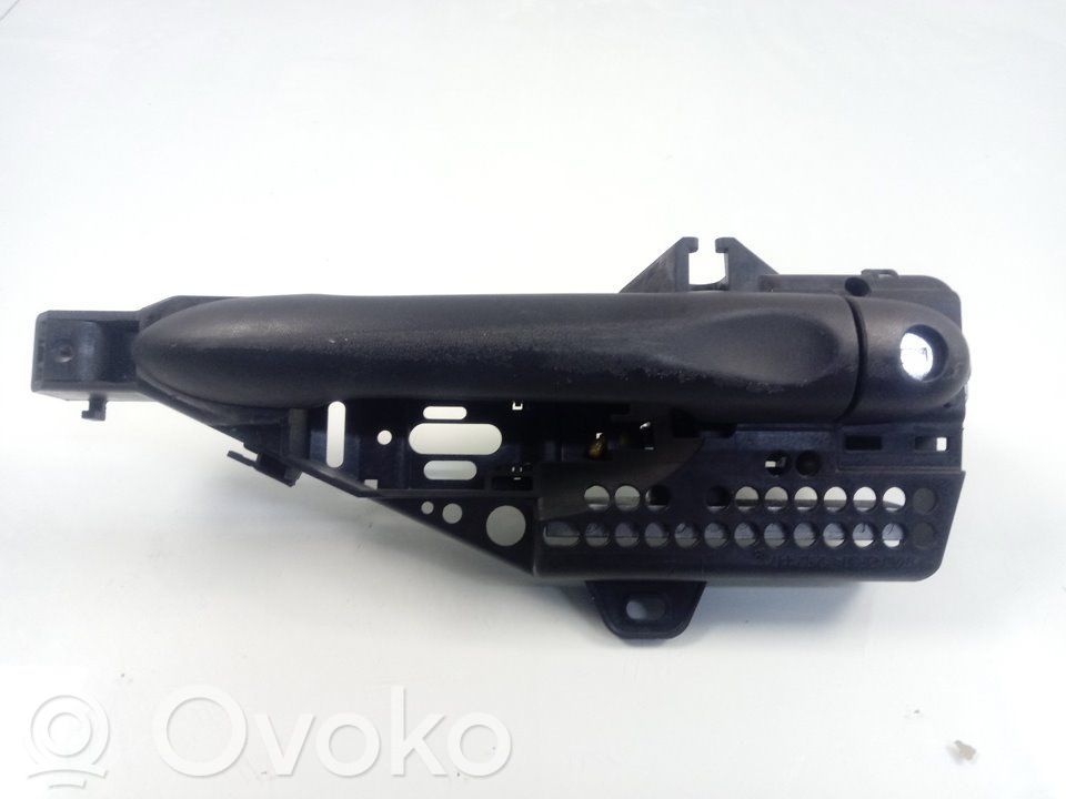 Renault Clio IV Front door exterior handle 
