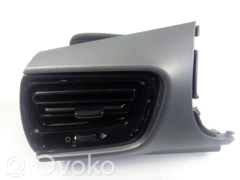 KIA Stonic Luftausströmer Lüftungsdüse Luftdüse frontscheibe 