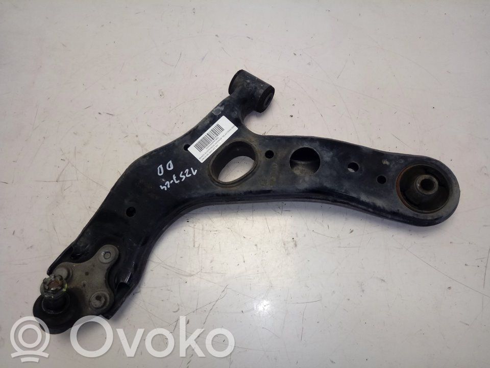 Front control arm   10127149
