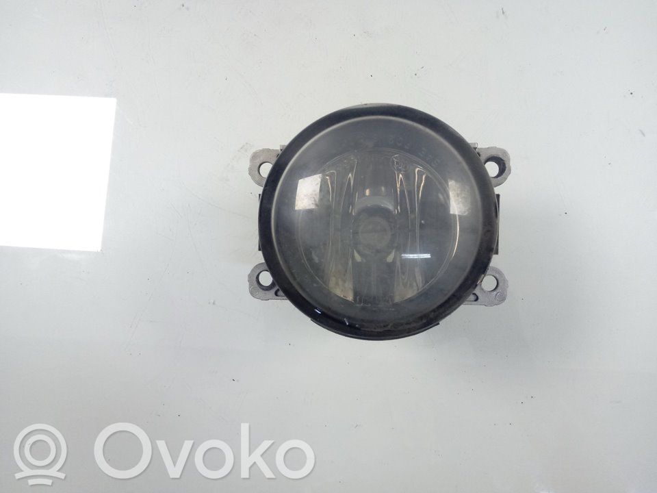 Miglas lukturis priekšā   89210094