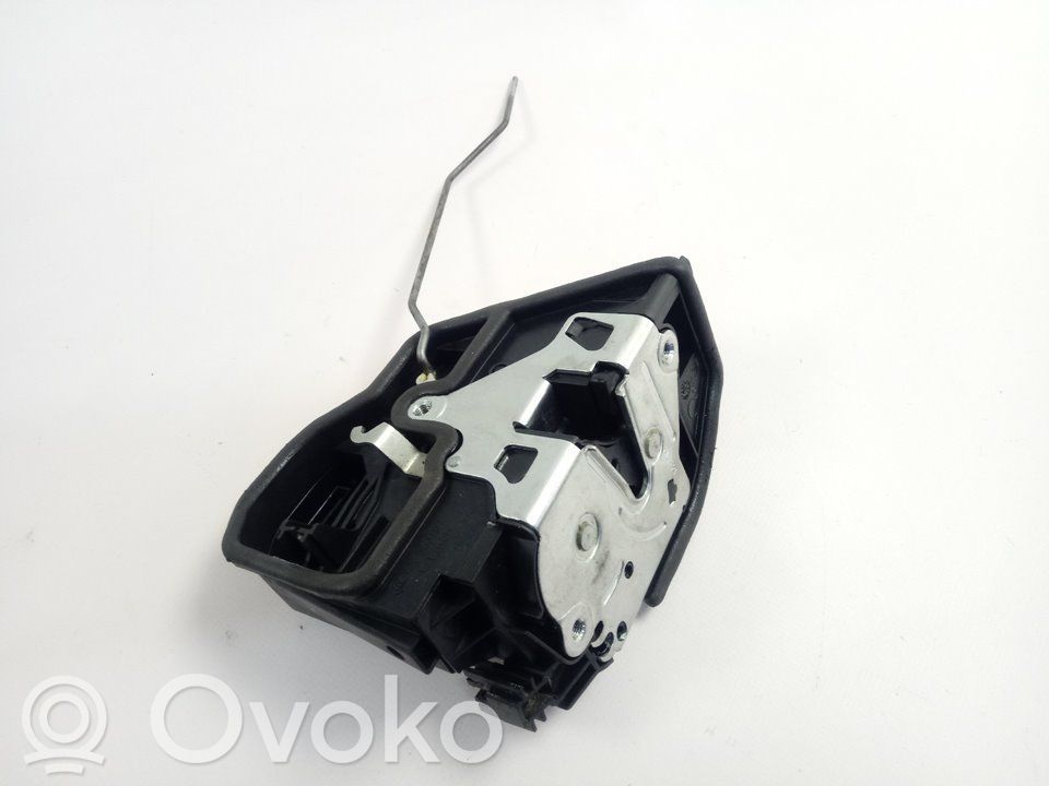 BMW X3 F25 Serratura portiera anteriore 