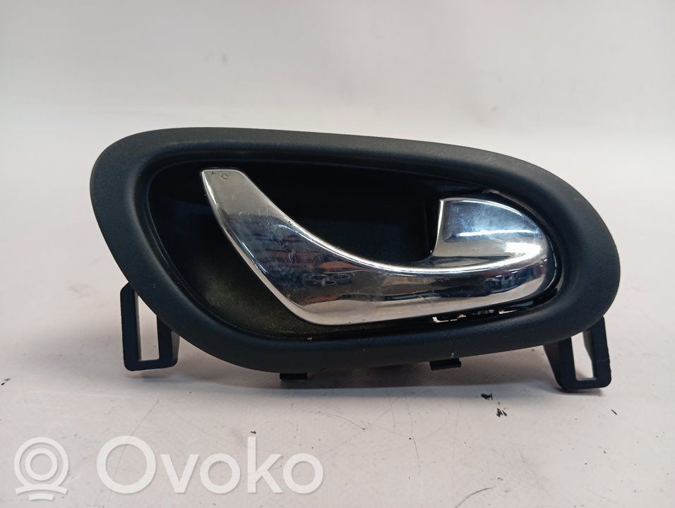Manecilla interna puerta trasera   806704EA