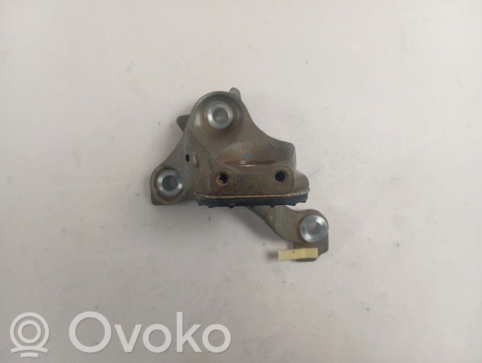 Ford Ranger Engine mount bracket 