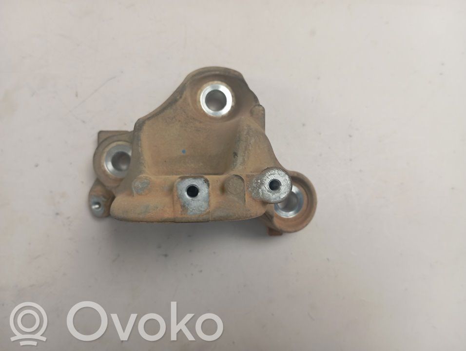 Ford Ranger Engine mount bracket 