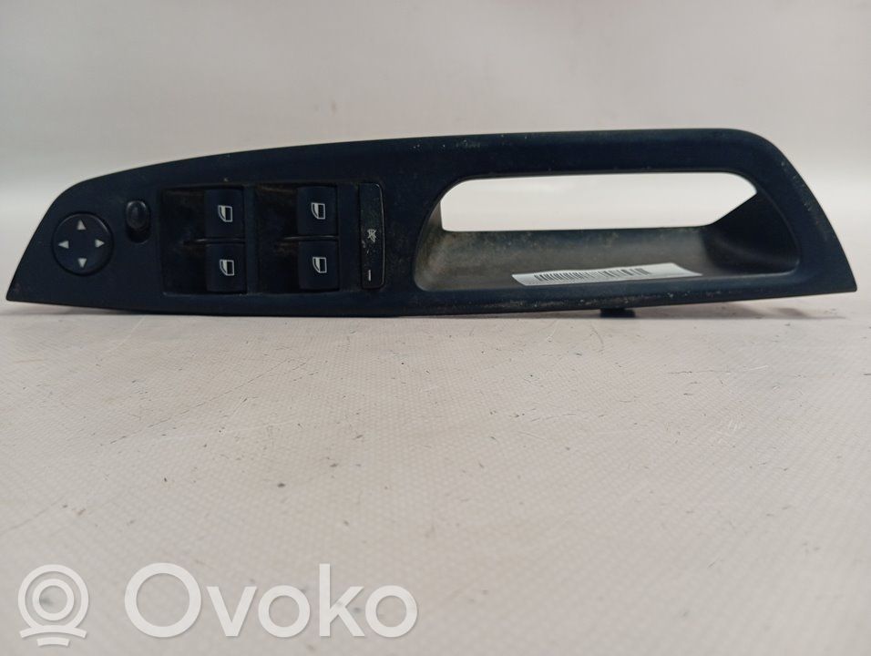 Electric window control switch   51417137137