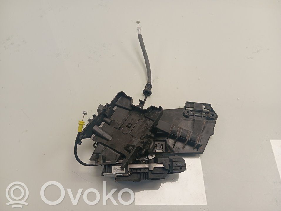 Volvo XC60 Zamek drzwi tylnych 