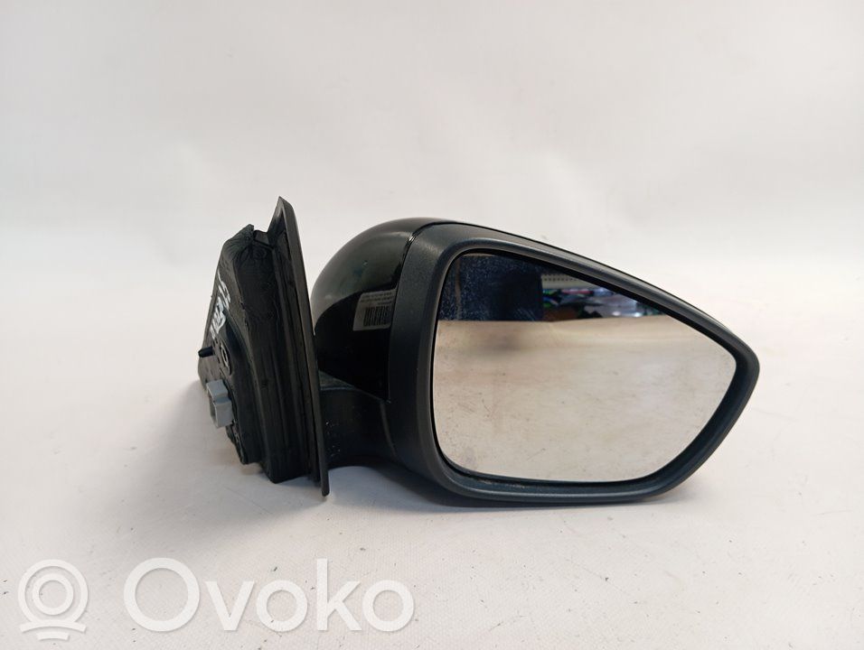 Front door electric wing mirror   2566267