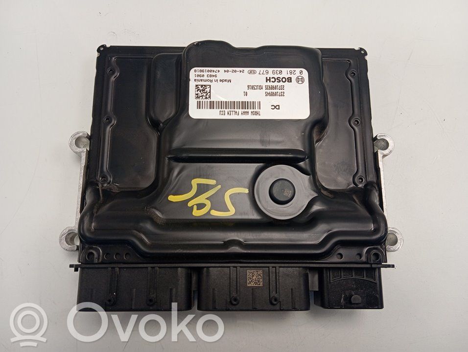 Renault Express Variklio valdymo blokas 