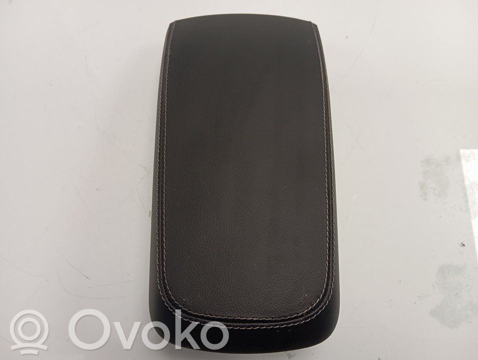 Armrest   31469052