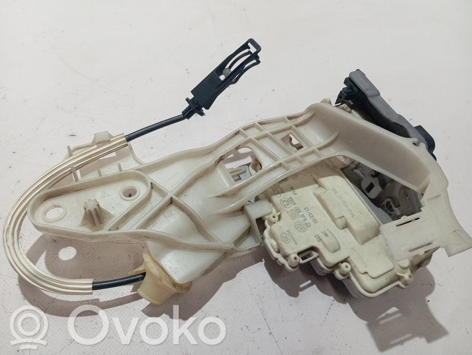 Volkswagen Touareg II Serratura portiera anteriore