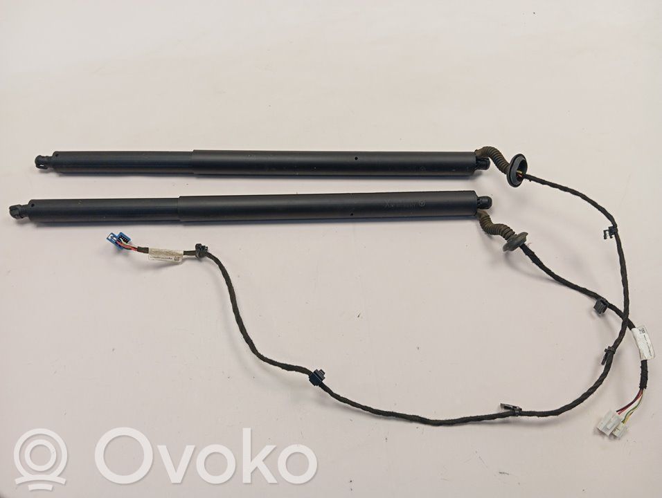 Mercedes-Benz EQB Tampon hayon/capotă portbagaj