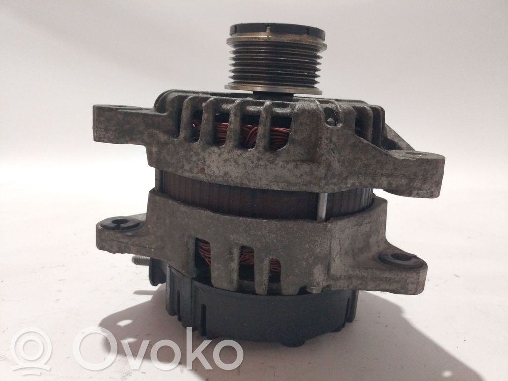 Alternador   373002F100