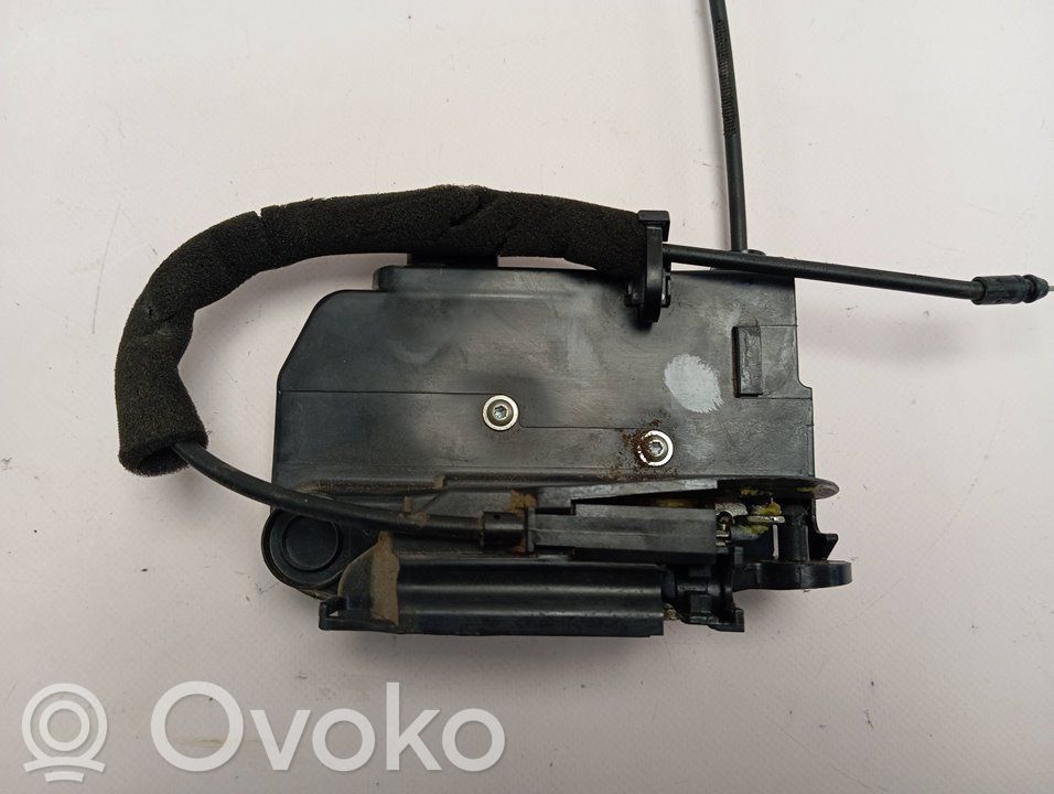 Iveco Daily 6th gen Etuoven lukko 