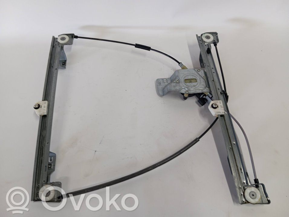 Renault Kangoo II Podnośnik szyby drzwi z silniczkiem 