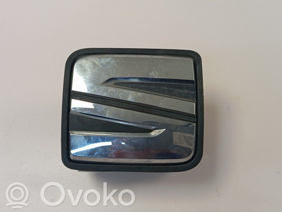 Manecilla externa puerta trasera   5F0827565A