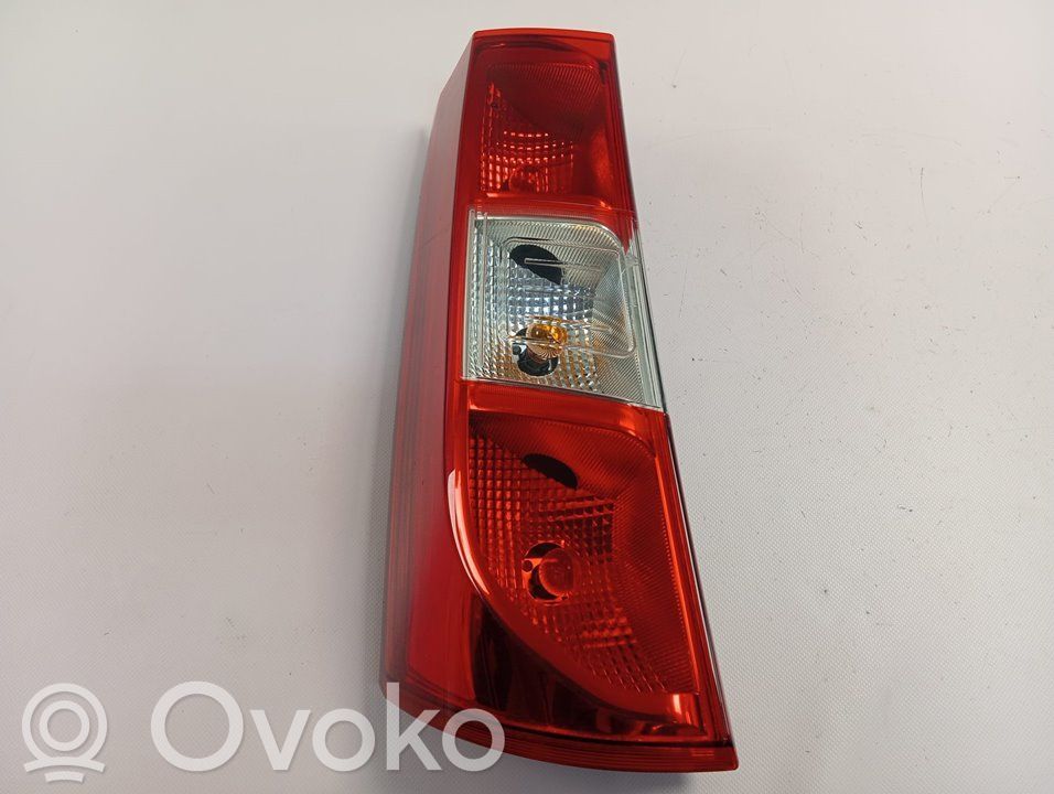 Dacia Dokker Lampă spate în caroserie 
