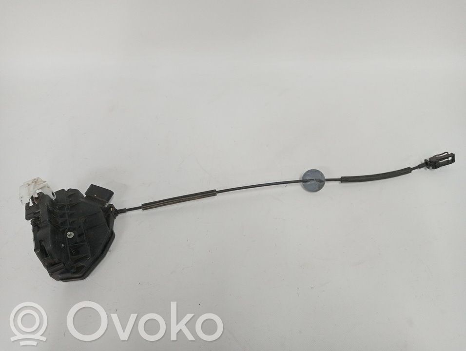 Cerradura de puerta delantera   2070970