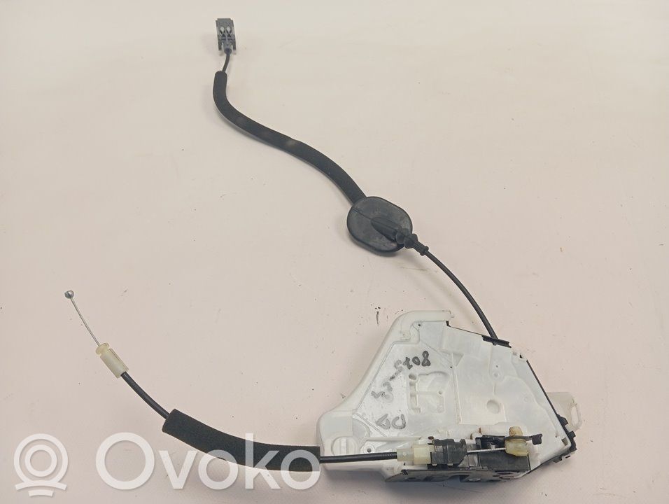 Renault Arkana Etuoven lukko 