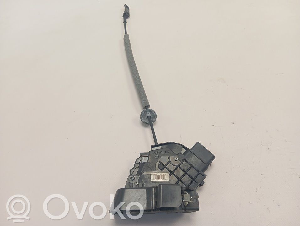 Takaoven lukko   30799316