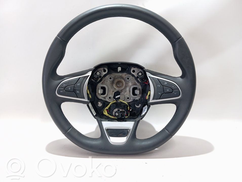 Renault Megane IV Ohjauspyörä 
