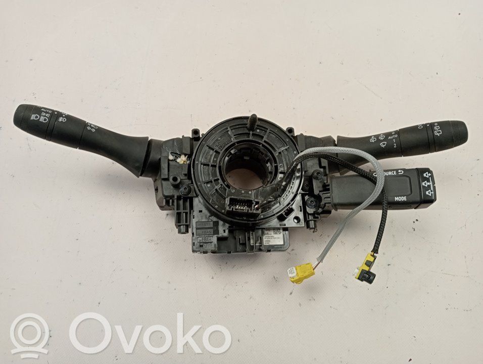 Interruptor de control del panel de luces   255541203R