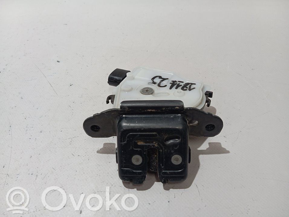 Toyota Corolla E160 E170 Tailgate lock latch 
