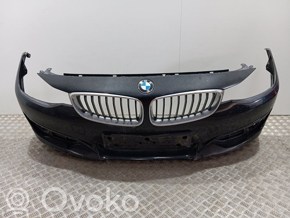 BMW M5 Etupuskuri 