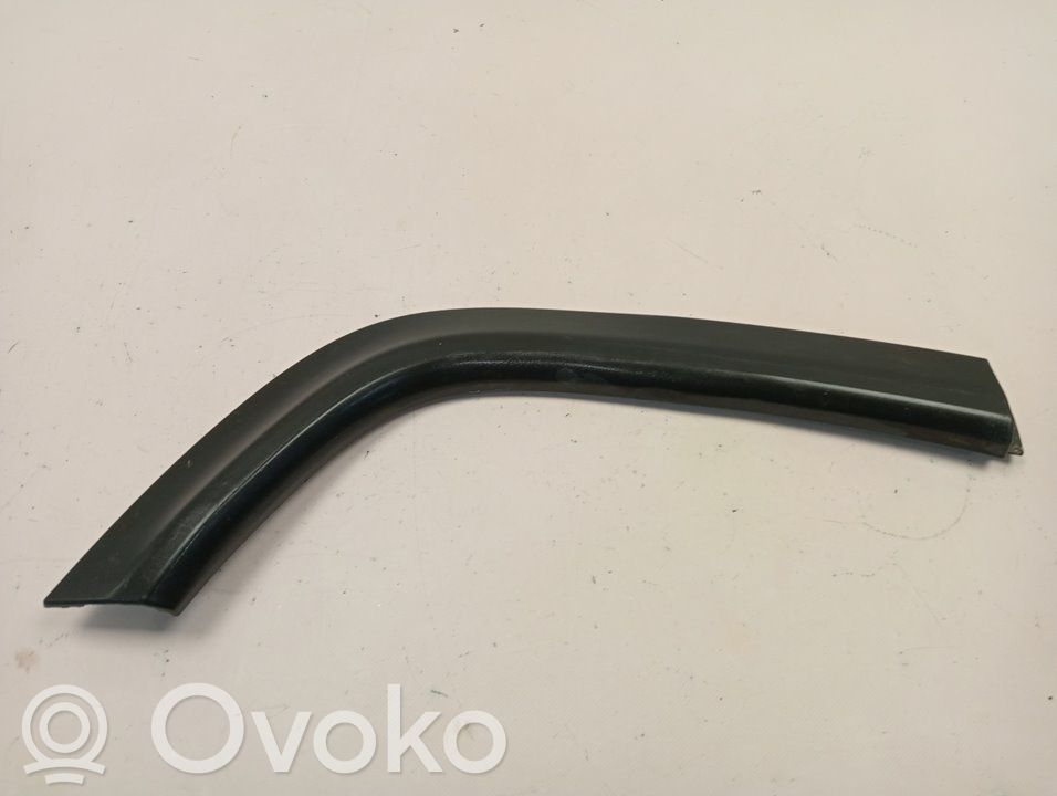 Aleta trasera   5XQ88RXFAB
