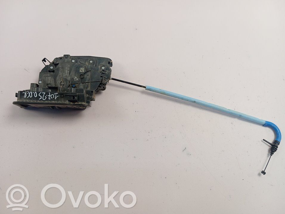 BMW 2 F46 Etuoven lukko