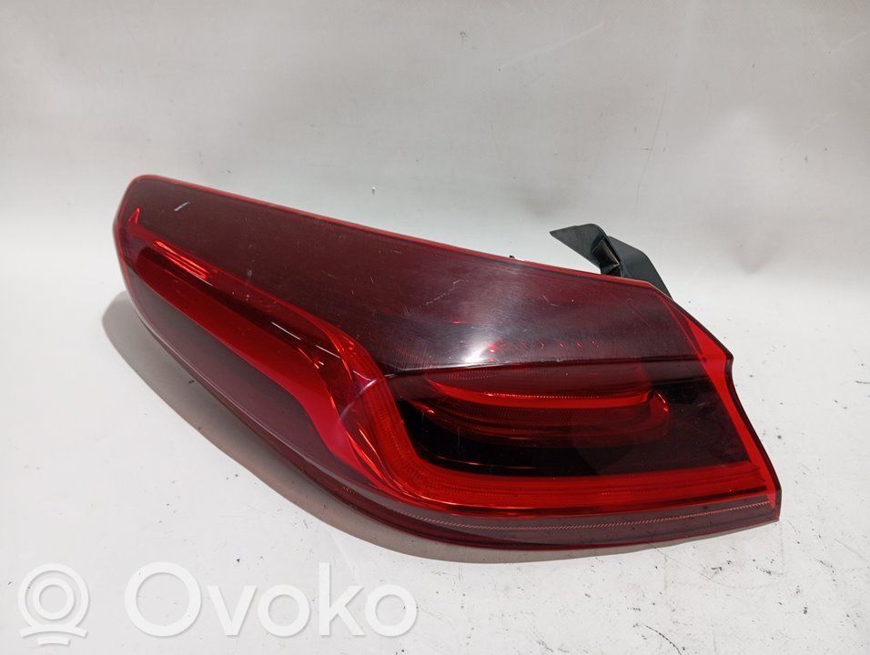 KIA Xceed Aizmugurējais lukturis virsbūvē 