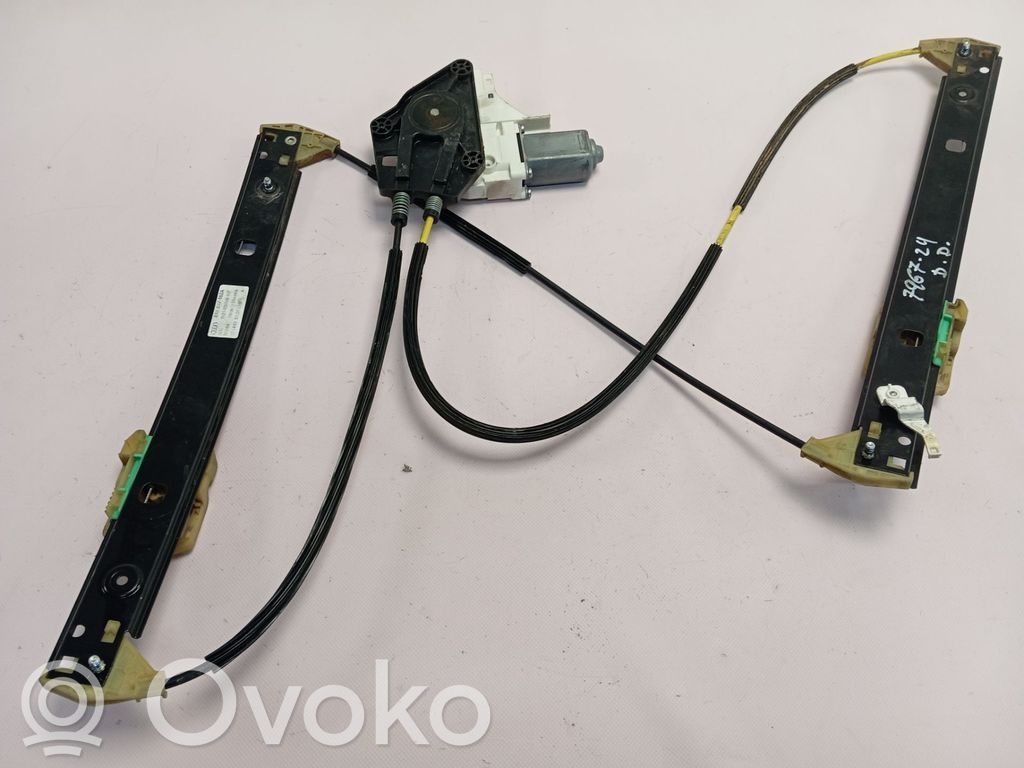 Regulador de ventanilla eléctrico de puerta delantera   8X4837462A