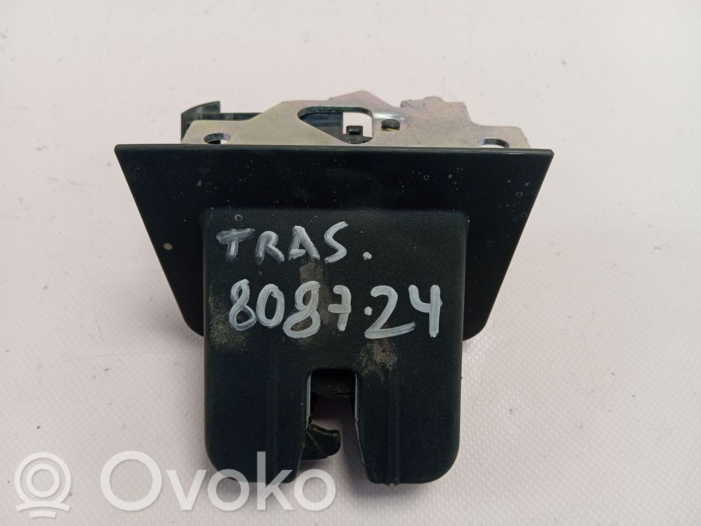 Tailgate lock latch   8W9827505C
