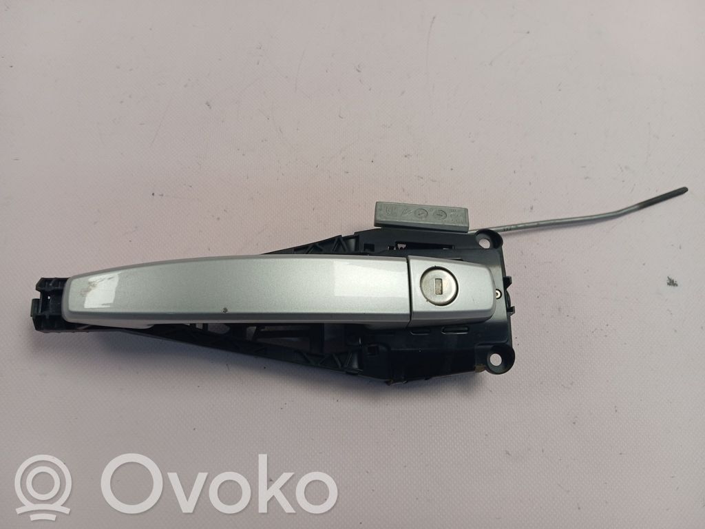 Etuoven ulkokahva