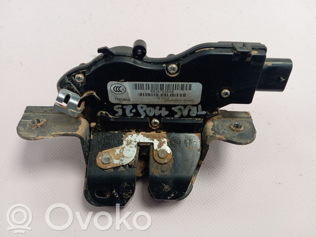 Tailgate lock latch   68247936AB