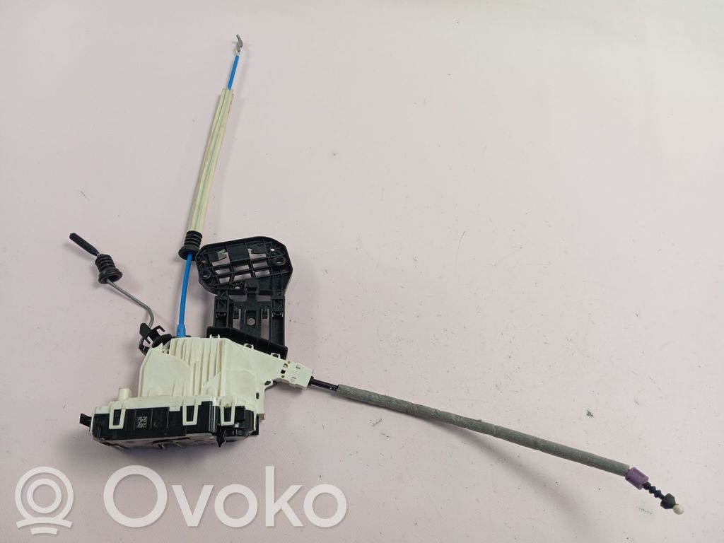 Mercedes-Benz B W246 W242 Zamek drzwi tylnych 