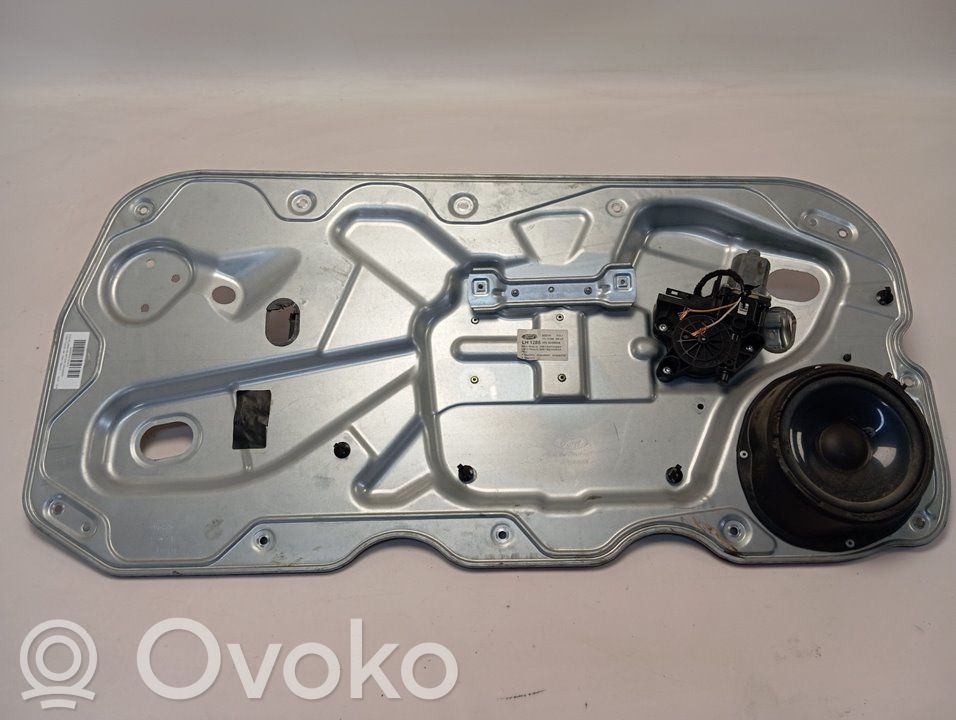Regulador manual de la ventanilla delantera   4M51B203A29BH