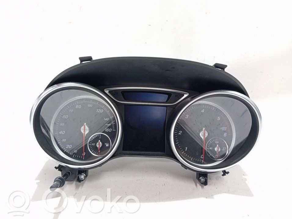 Mercedes-Benz GLA W156 X156 Tachimetro (quadro strumenti) 