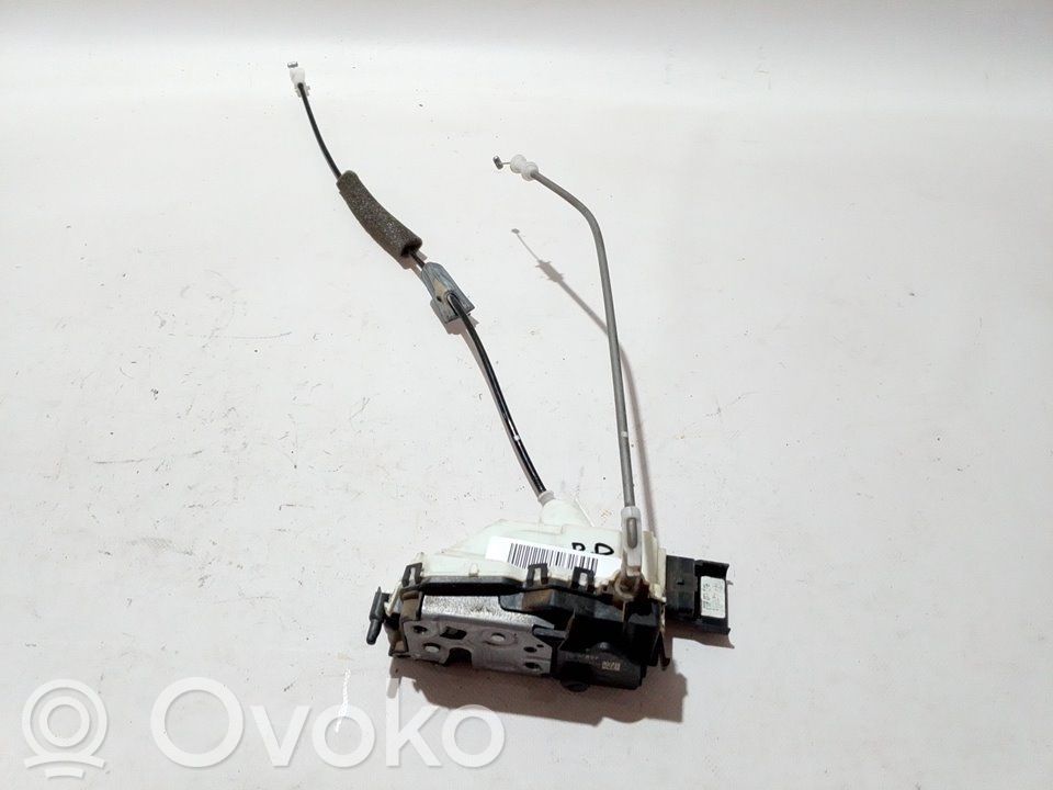 Citroen C-Elysée Priekšpusē slēdzene 