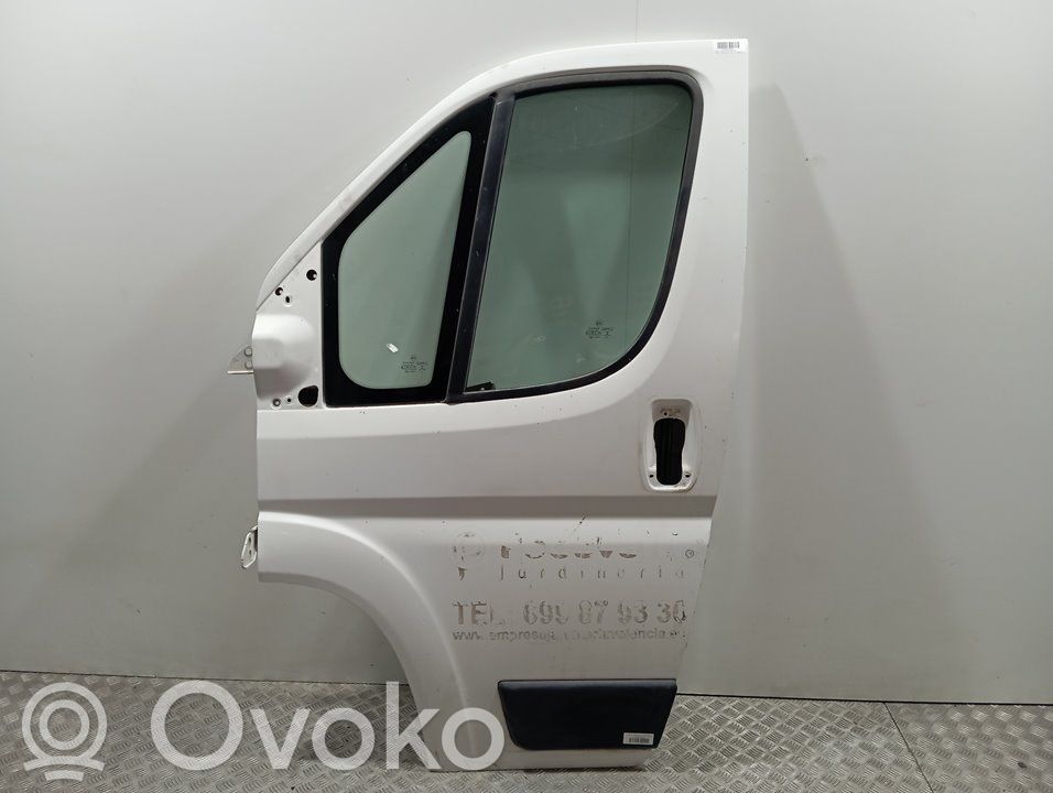 Front door   9002EJ,1682477580