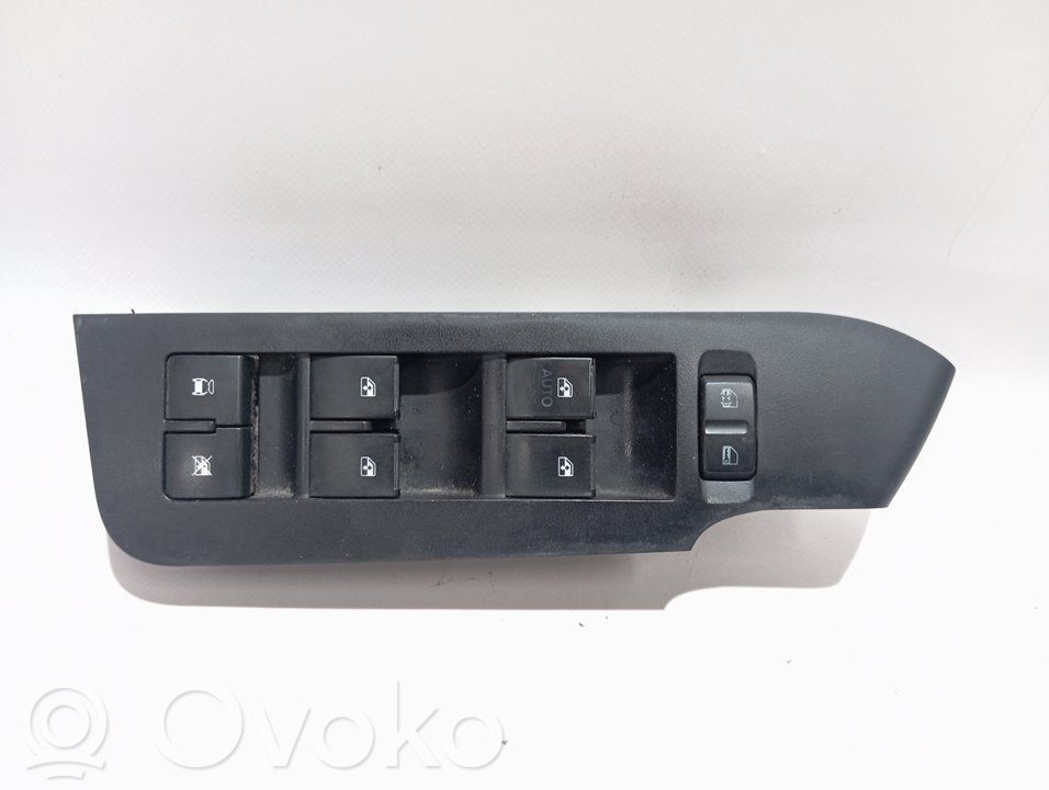 Electric window control switch   202005436