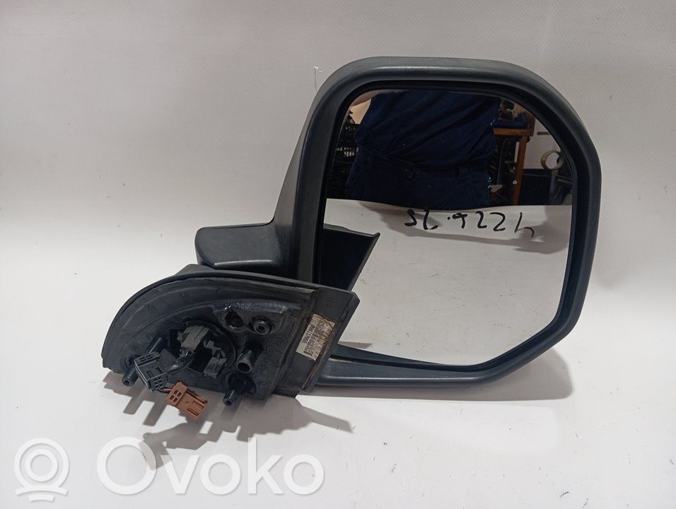 Peugeot Partner Elektryczne lusterko boczne drzwi przednich 