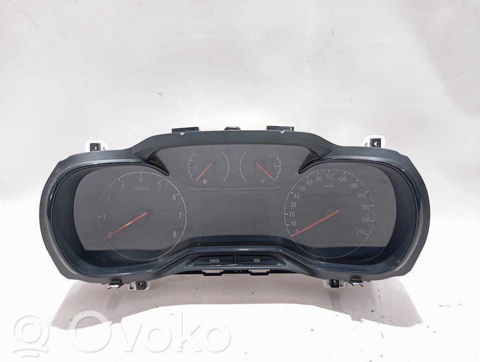 Opel Combo E Spidometrs (instrumentu panelī) 