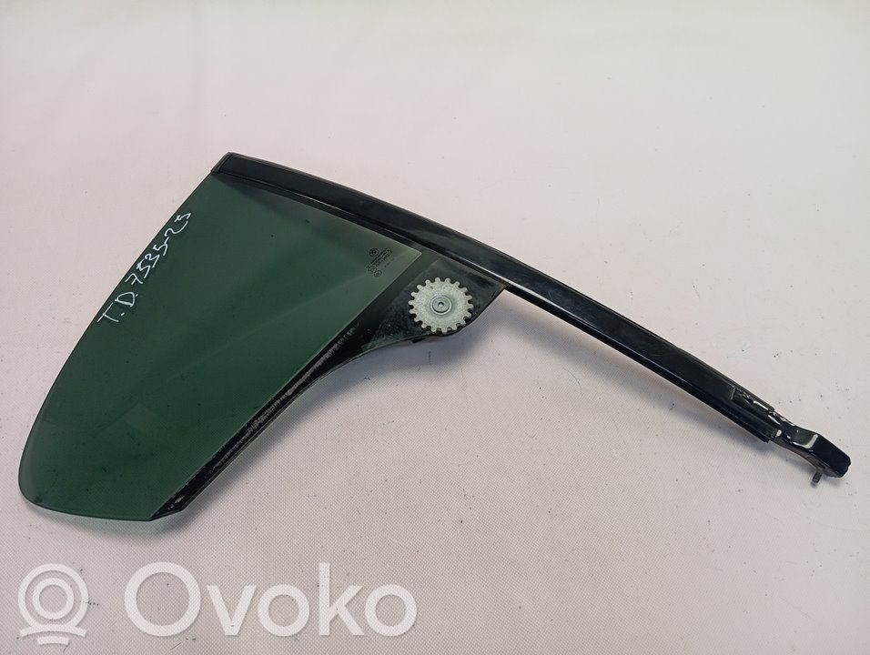 BMW 6 F06 Gran coupe Vidrio lateral trasero 