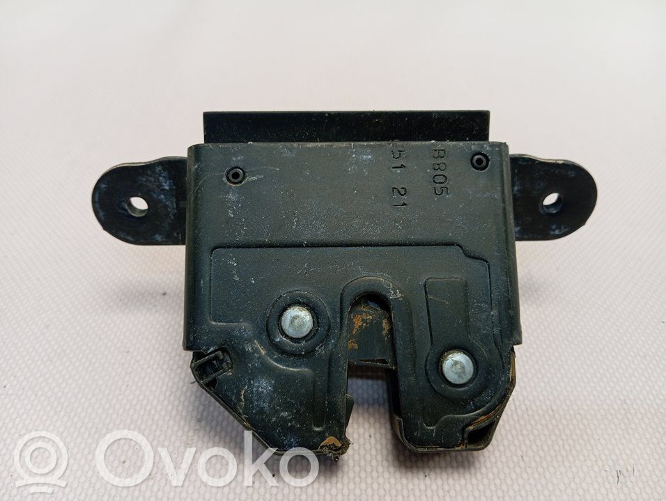 Jeep Renegade Tailgate lock latch 