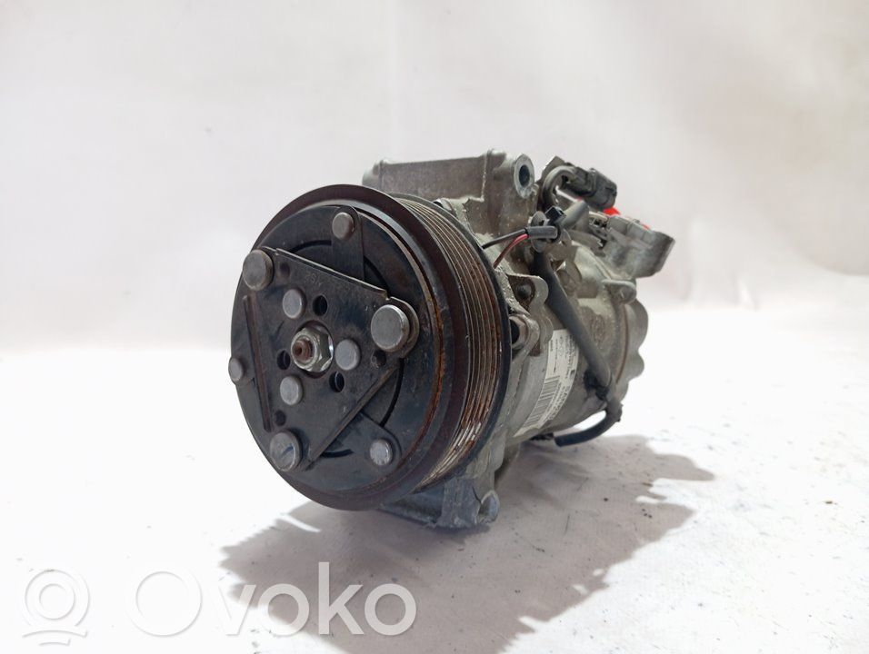 Renault Clio IV Air conditioning (A/C) compressor (pump) 