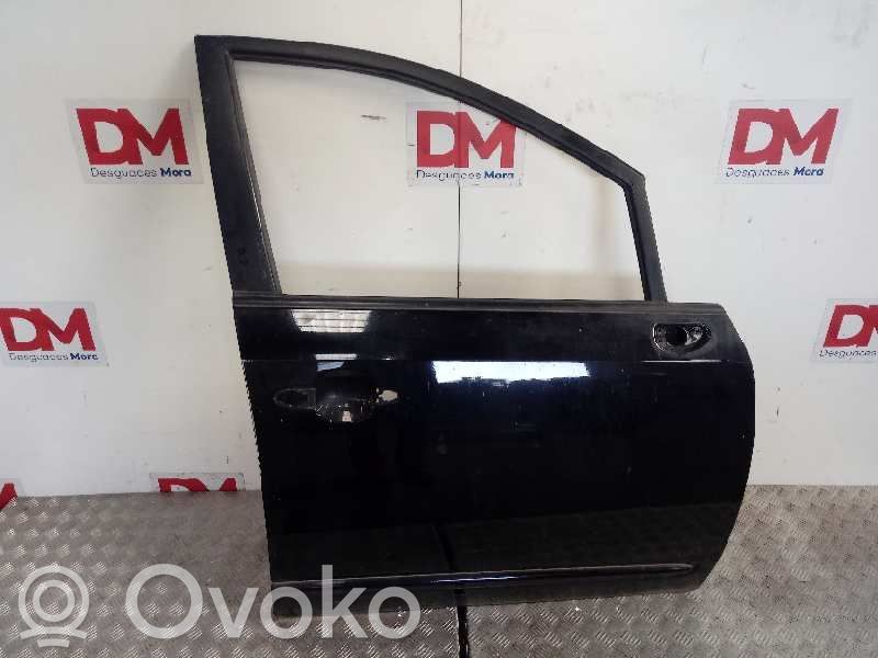 KIA Carens II Puerta delantera 