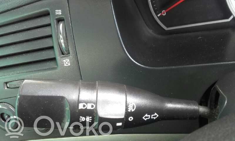 Chevrolet Epica Interruptor de control del panel de luces 